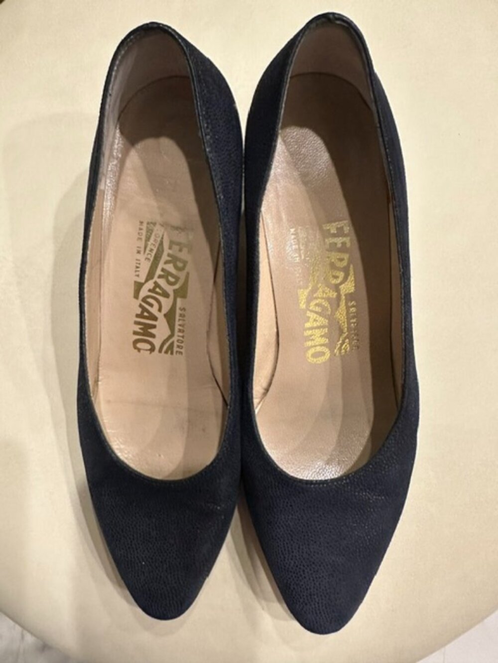 Salvatore Ferragamo Navy Pebble Suede Heels Pumps Shoes Size 4B